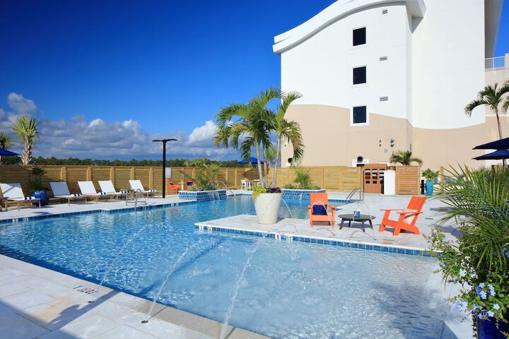 Pool 12 of 102