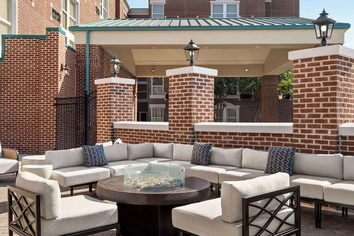 Terrace/Patio 43 of 44