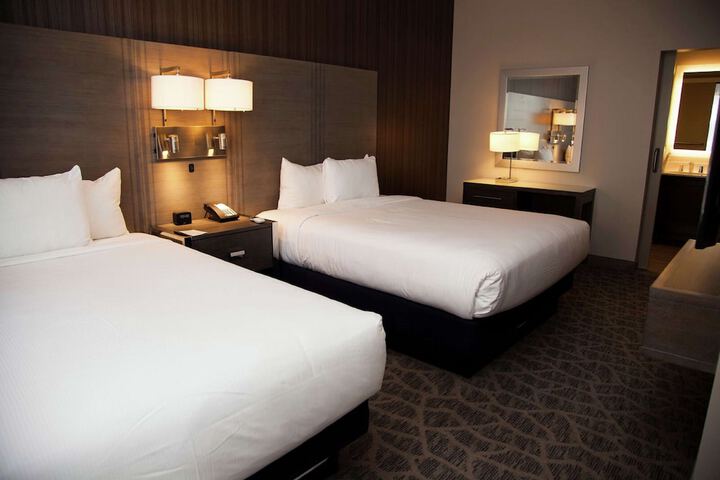 Embassy Suites by Hilton The Woodlands at Hughes Landing