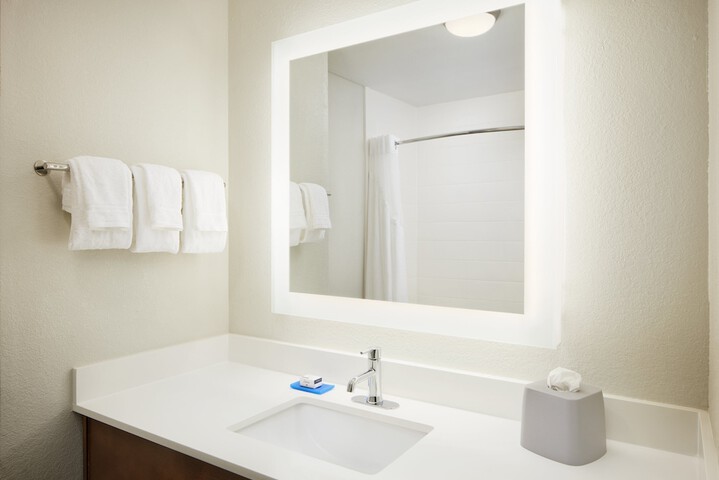 Room 7 of 20