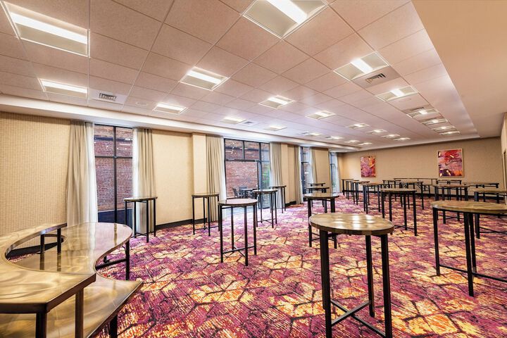 Courtyard by Marriott Winston - Salem Downtown