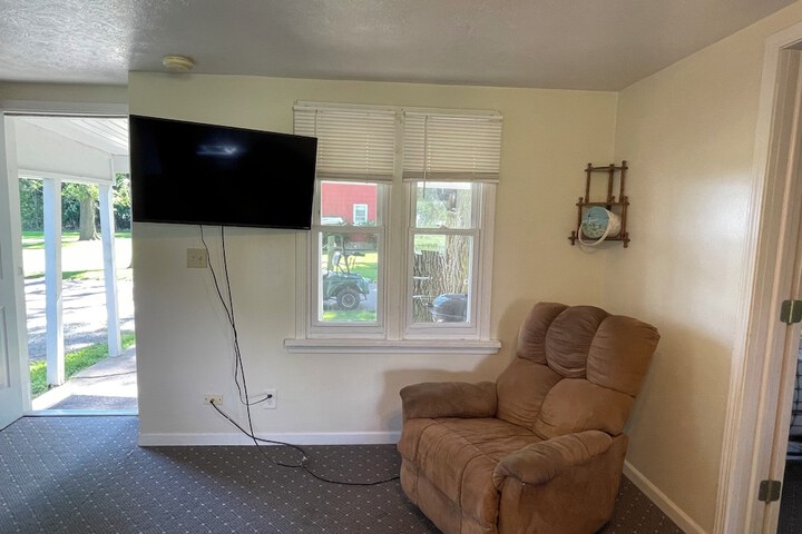 Room 83 of 104