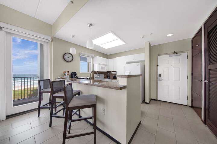 Peninsula Island Resort & Spa - Beach Front Property at South Padre Island