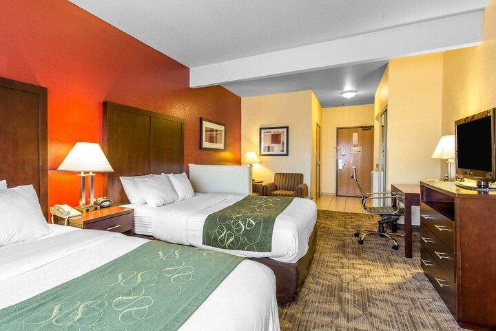 Room 16 of 26