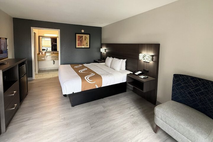 Quality Inn & Suites Baton Rouge West – Port Allen