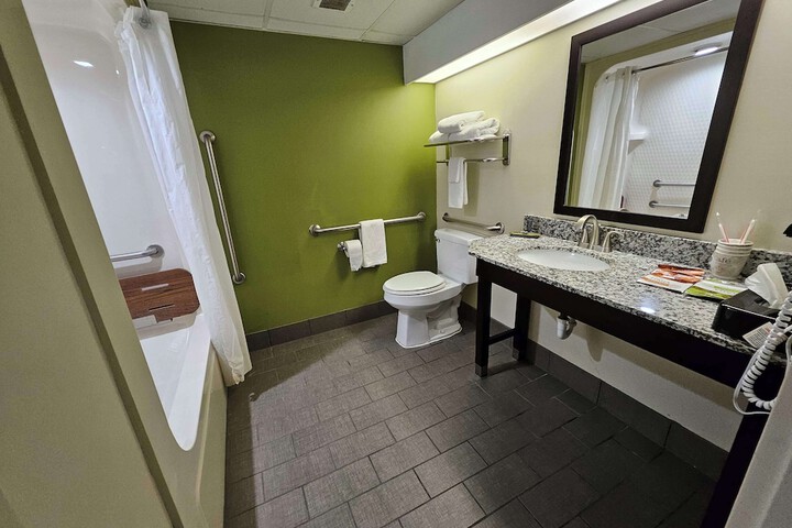 SureStay by Best Western Summerville Flowertown