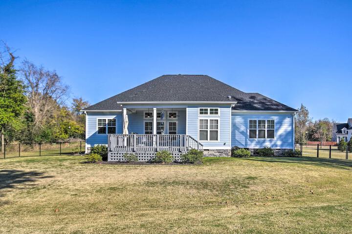 North Augusta Getaway w / Large Deck & Yard