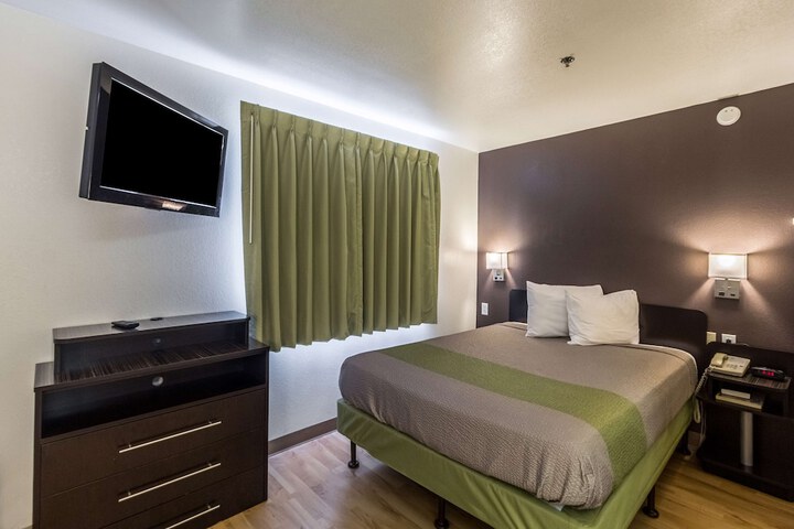 Room 35 of 37