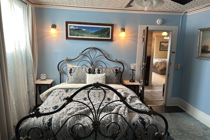 Room 42 of 74