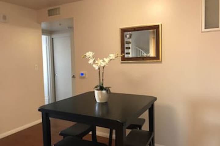 Deluxe Loft Long Beach