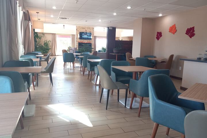 Comfort Suites Farmington