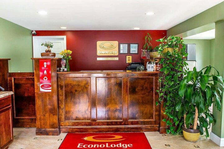 Econo Lodge Jefferson Hills Hwy 51