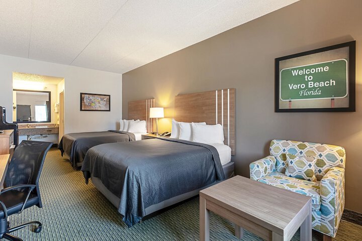 Room 11 of 26