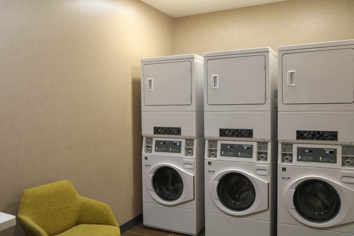 Hampton Inn Lead
