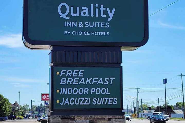 Quality Inn & Suites Somerset Downtown