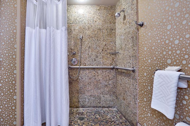 Hilton Knoxville