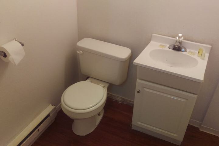 Room 21 of 31