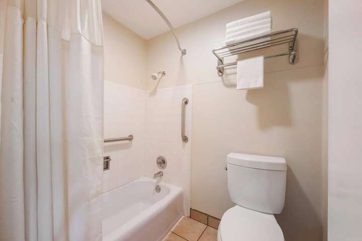 Rodeway Inn Albany