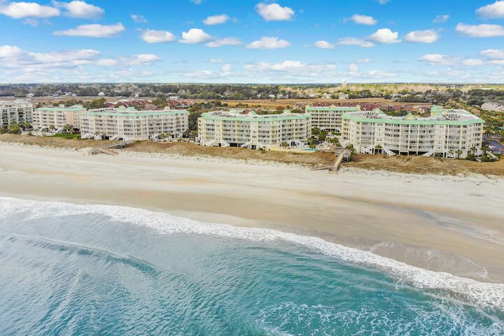 Litchfield Beach & Golf Resort