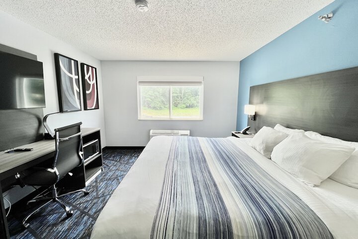 AmericInn by Wyndham Quincy