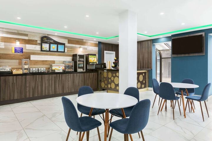 Days Inn by Wyndham Saint John New Brunswick