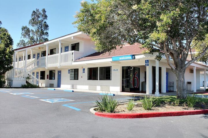 Hotel 3 of 34