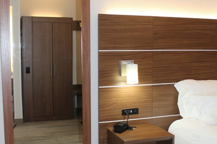 Room 46 of 58