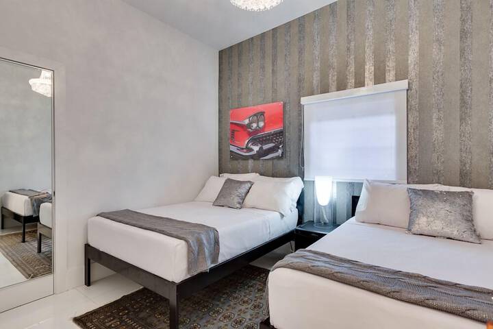 Bars B & B South Beach Miami Boutique Hotel