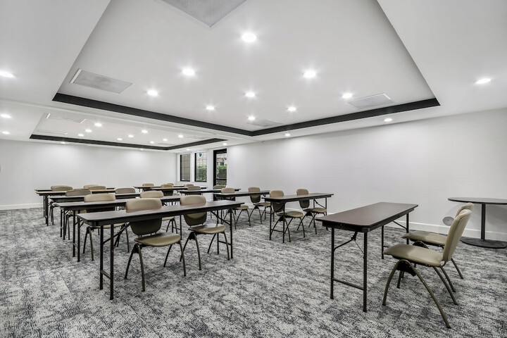 Staybridge Suites Toledo - Maumee by IHG