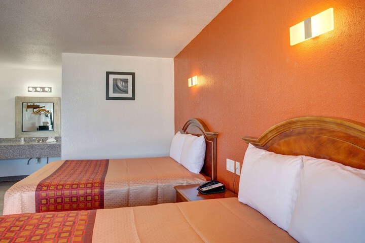 Room 34 of 42