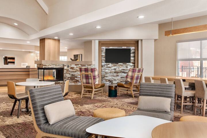 Hotel Interior 10 of 26