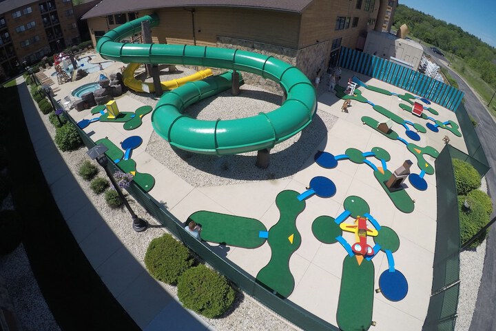 Timber Ridge Lodge and Waterpark