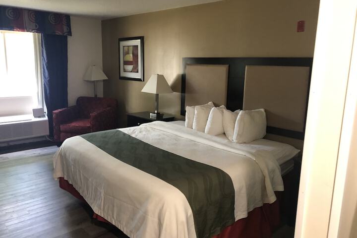 Room 13 of 15