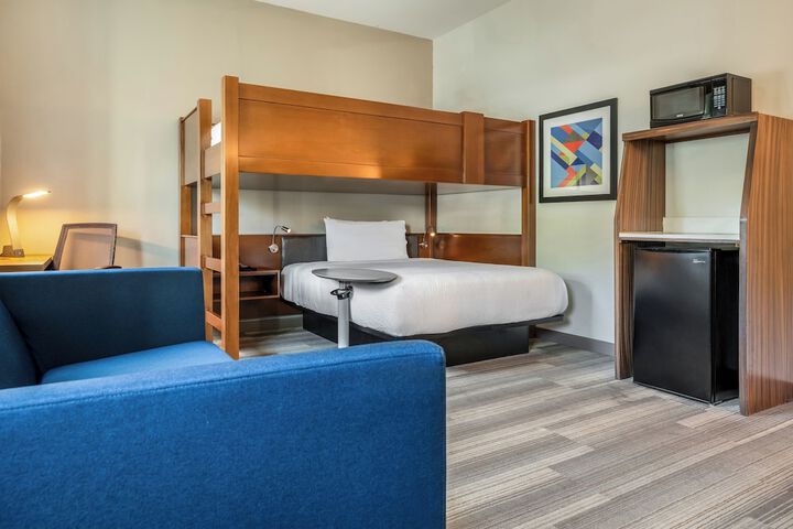 Holiday Inn Express New Orleans - Arts District by IHG