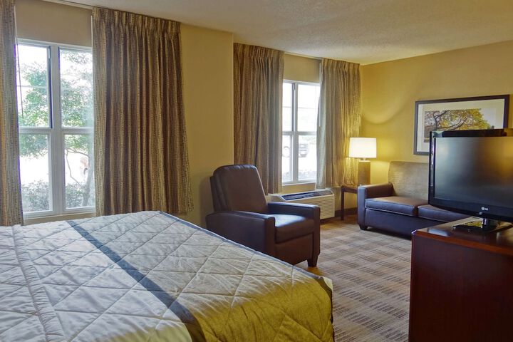 Room 19 of 46