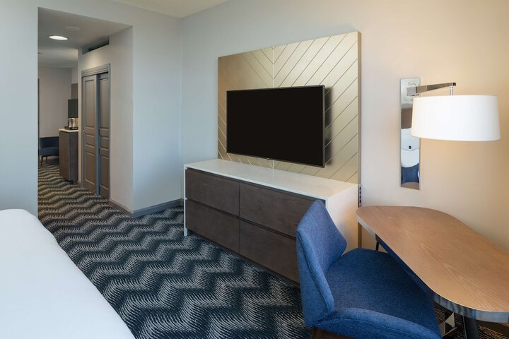 Room 15 of 43