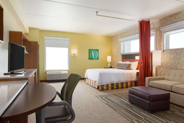 Room 28 of 59