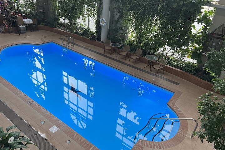 Pool 17 of 83
