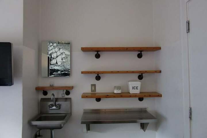 Room 12 of 15