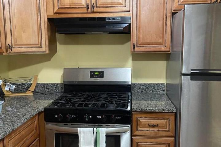 Three Bedroom House - Cape May short walk to the Bay