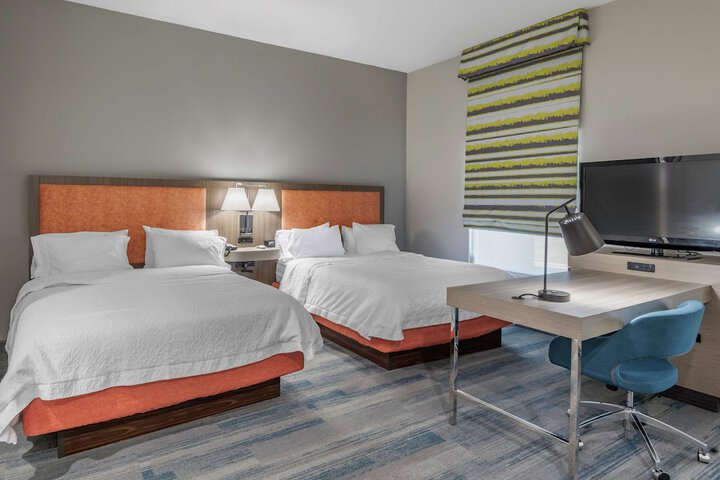 Room 15 of 28