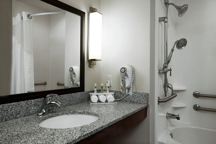 Room 15 of 29