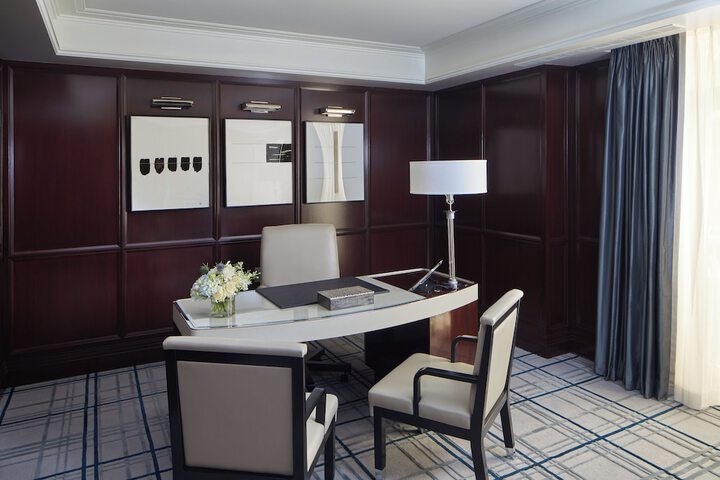 Room 53 of 101