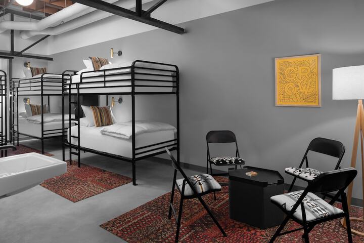 Room 35 of 58