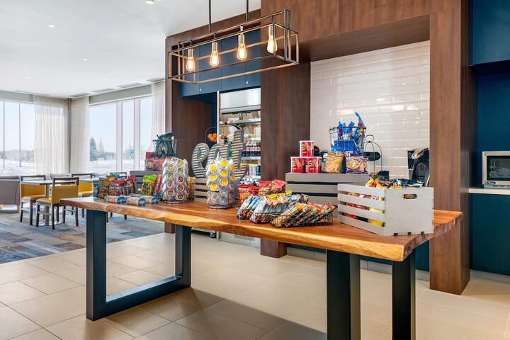 Cambria Hotel Bloomington Mall of America Minneapolis Airport