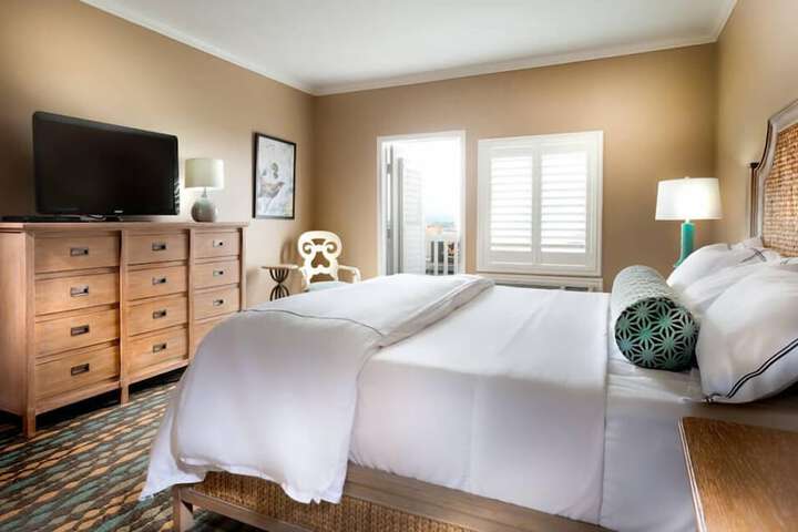 Kemah Boardwalk Inn