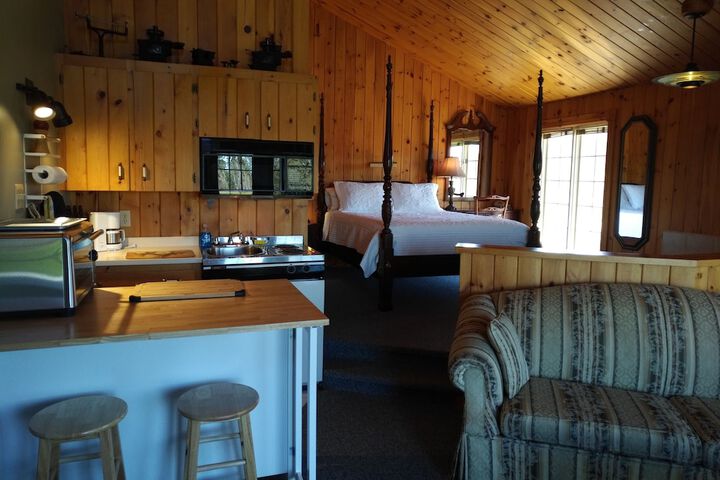 Room 25 of 64