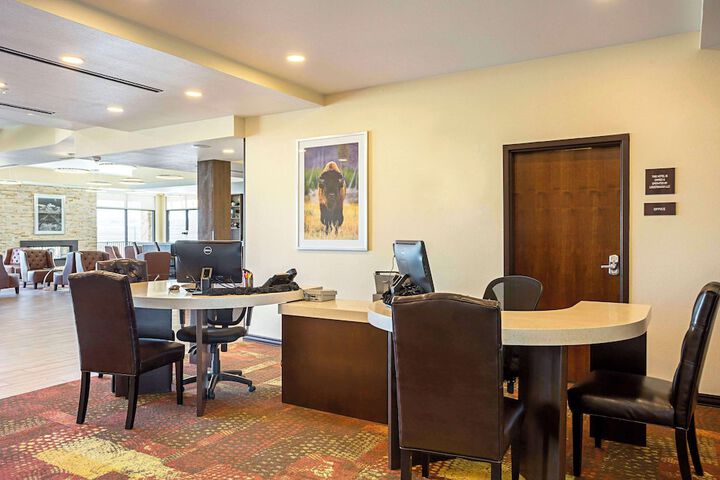 Business Center 55 of 59
