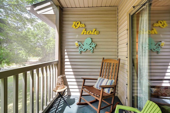 Pawleys Island Vacation Rental on Golf Course!
