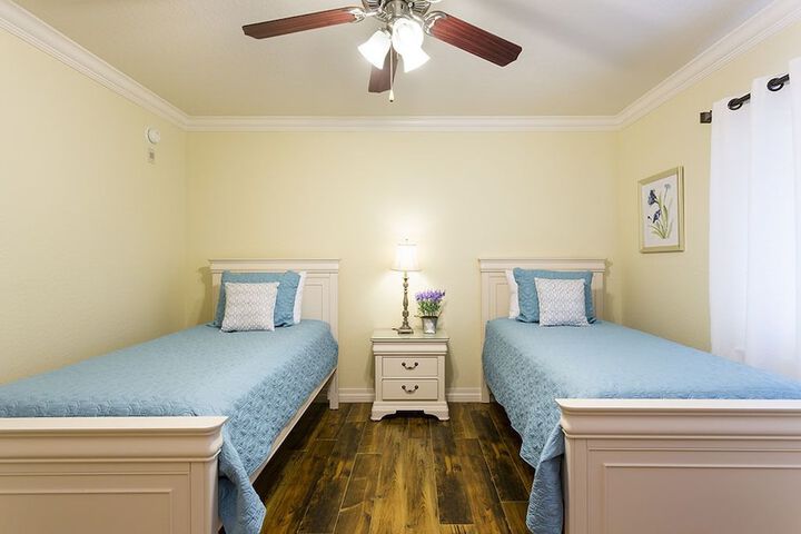 Room 9 of 21